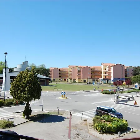 Ocean F * Rosolina Mare